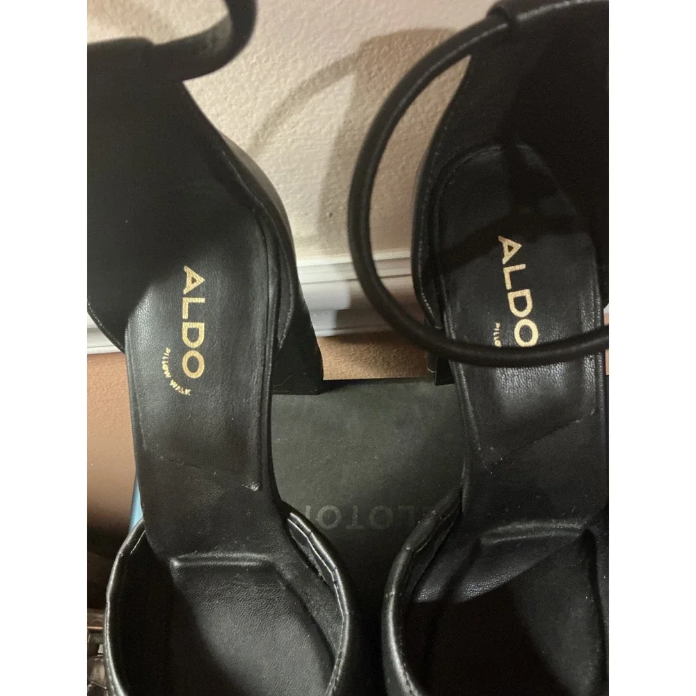 ALDO Black Quilted Platform Wedge Heels Ankle‎ Strap Sandals Women's Size 8.5